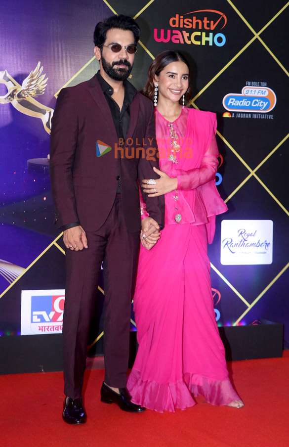 photos nushrratt bharuccha kajol sunny leone and others grace iwm buzz ott and web entertainment awards 8