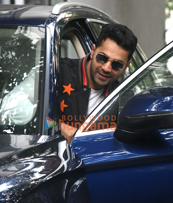 photos varun dhawan snapped outside maddock films office in santacruz 1
