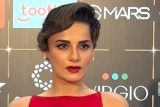 Radhikka Madan giving major Marilyn Monroe at the red carpet of Bollywood Hungama’s Style Icon Awards