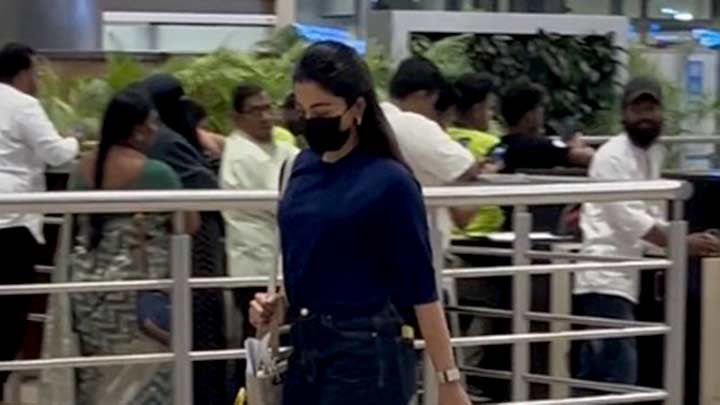 Rashmika Mandanna rocks a casual look at the airport