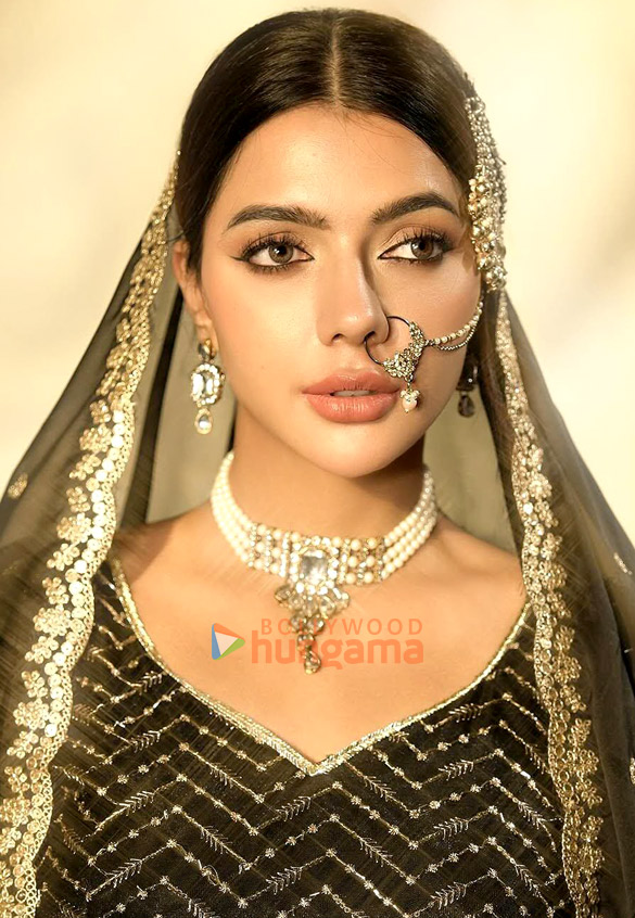 ruhi singh 1 158