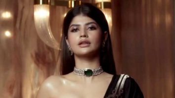 Anjini Dhawan looks stunning in black saree