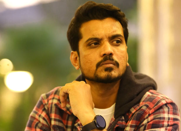 Panchayat actor Aasif Khan clarifies health scare was not a heart attack : Bollywood News