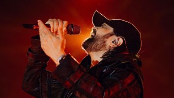 Capmania Delhi: Himesh Reshammiya turns the stadium into a nightclub as he says “There was magic in the air, the way every voice echoed back to me…”