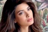 Diana Penty is such a gorgeously perfect beauty