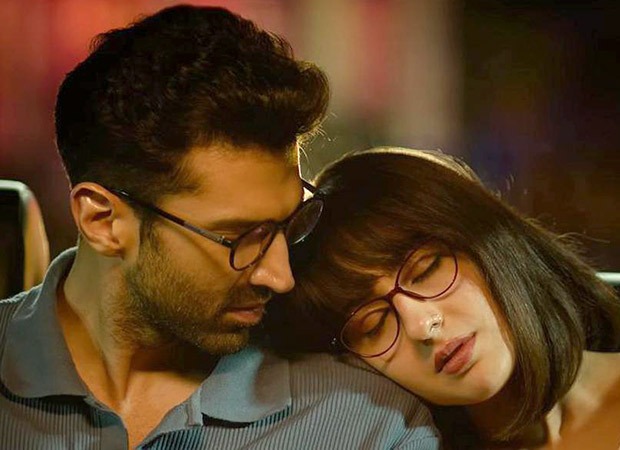 Metro… In Dino Box Office: The film is decent on Sunday after further growth, needs to have excellent hold on Monday