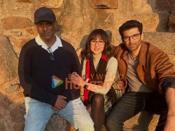 Metro... In Dino on the sets