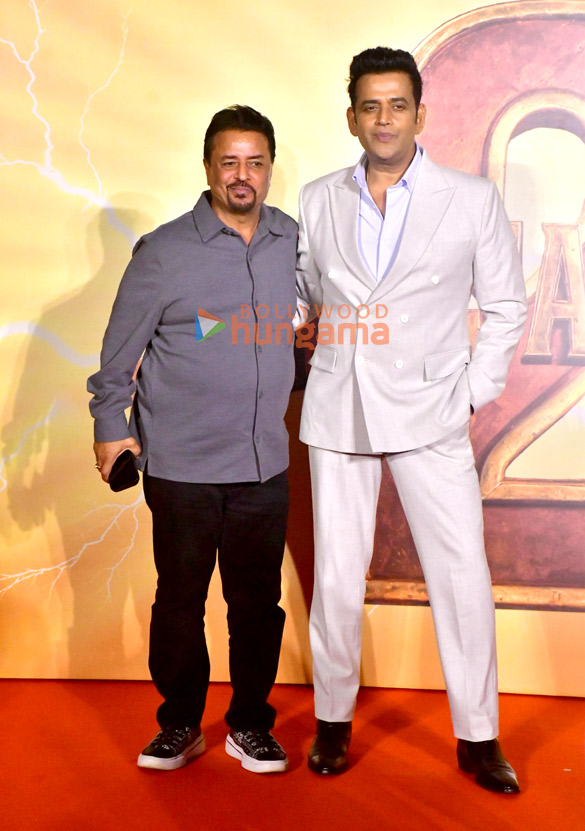 photos ajay devgn ravi kishan and others grace the trailer launch of son of sardaar 2 7