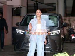 Photos: Alia Bhatt and Ranbir Kapoor snapped at Sanjay Leela Bhansali’s house in Juhu
