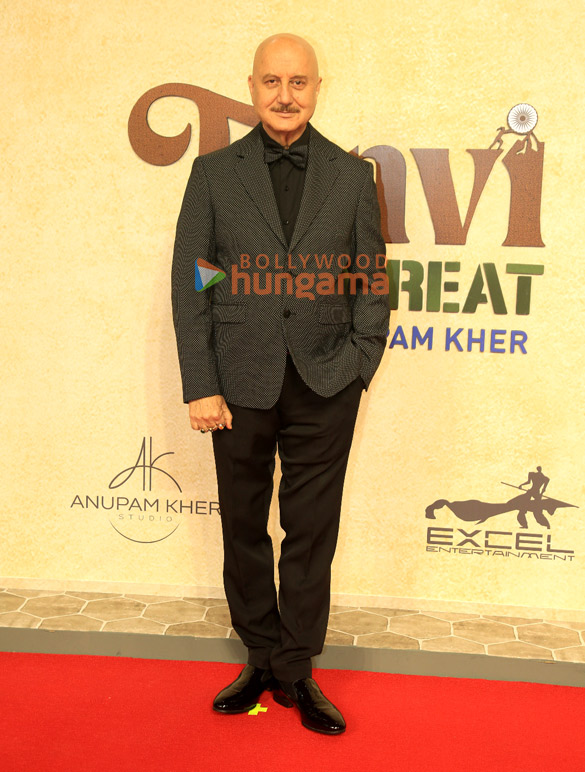 photos anupam kher shubhangi boman irani and others grace the premiere of tanvi the great 4