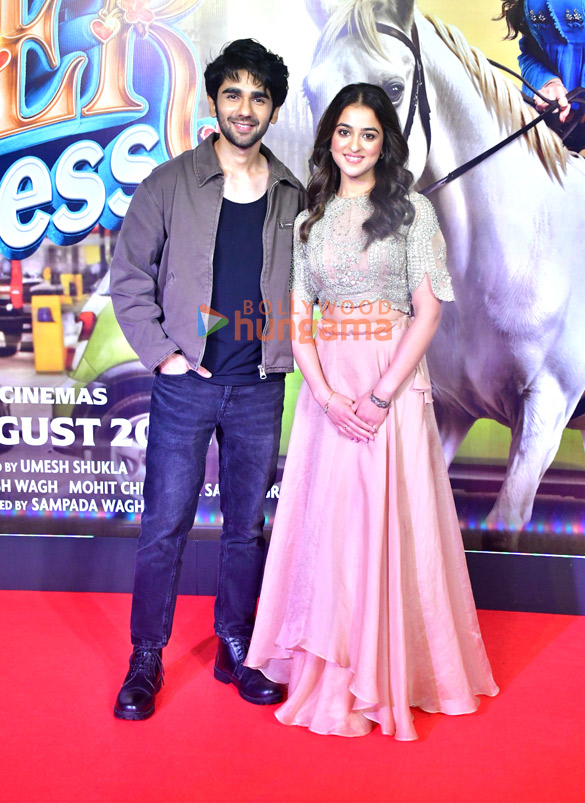 photos ashutosh rana sanjay mishra gulshan grover and others grace the trailer launch of heer express 5