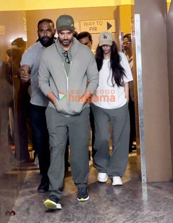 photos hrithik roshan and saba azad snapped at pvr juhu 3