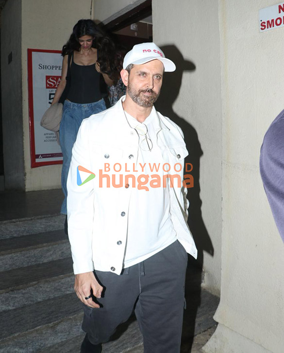 Photos: Hrithik Roshan spotted with Saba Azad at Juhu PVR Photos: Hrithik Roshan spotted with Saba Azad at Juhu PVR