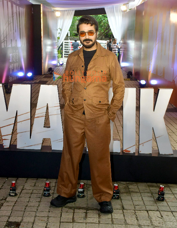 photos rajkummar rao manushi chhillar prosenjit chatterjee and others grace the trailer launch of maalik 11