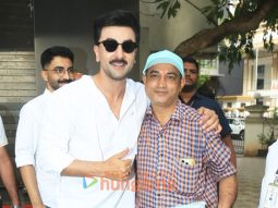 Photos: Ranbir Kapoor snapped in Bandra