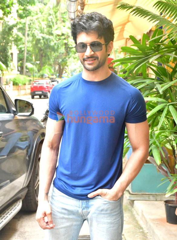 Photos: Rohit Saraf snapped in Juhu Photos: Rohit Saraf snapped in Juhu