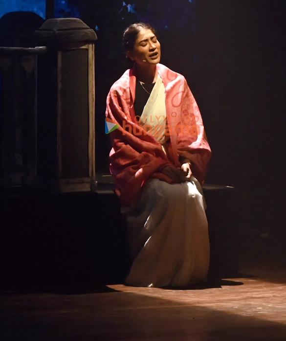 photos shekhar suman geetika tyagi shatrughan sinha anees bazmee and others snapped attending the upcoming play ek mulaqat 12