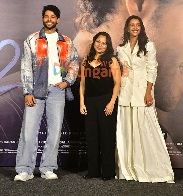 photos siddhant chaturvedi triptii dimri karan johar and others grace the trailer launch of dhadak 2 1