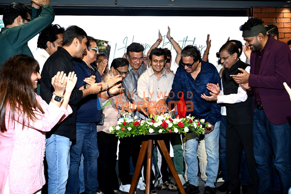 photos sonu nigam launches his new single kahani meri on his 52nd birthday in presence of anu malik sudesh bhosle and others 13
