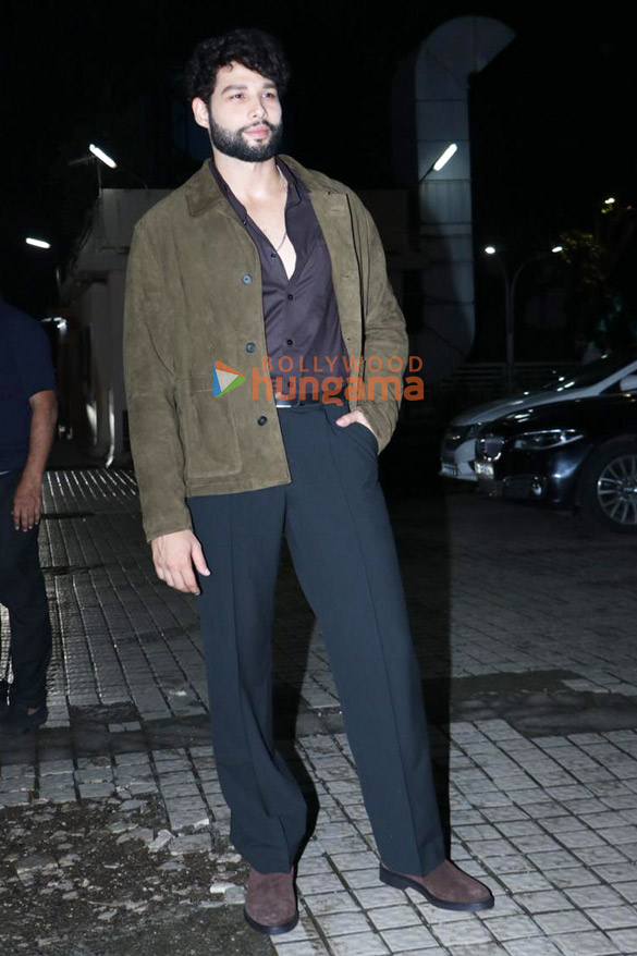 photos tripti dimri siddhant chaturvedi mrunal thakur and others grace the special screening of dhadak 2 25