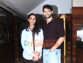 Photos: Triptii Dimri and Siddhant Chaturvedi in Bandra Photos: Triptii Dimri and Siddhant Chaturvedi in Bandra