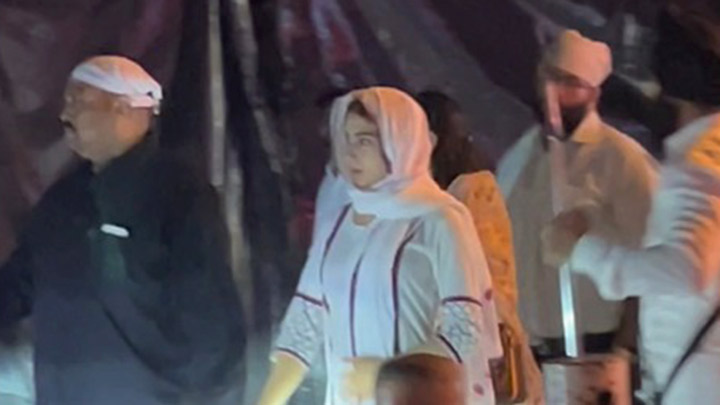 Sara Ali Khan’s visit to a holi place