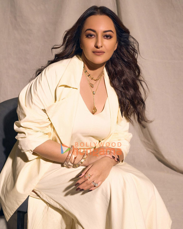sonakshi sinha 2 240