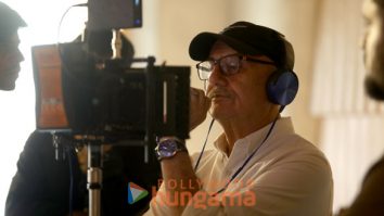 On the the sets of the movie Tanvi The Great