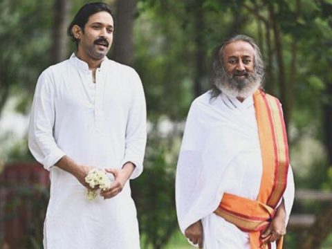 Vikrant Massey to begin shooting for Sri Sri Ravi Shankar biopic next week; 90 per cent film to be shot in Colombia