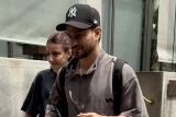 Adorable couple Kunal Kemmu and Soha Ali Khan spotted for a brunch date