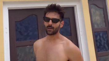 Kartik Aaryan showing Rizz in Rajasthan