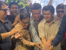 Sonu Nigam birthday cake cutting with Anu Malik