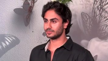 Arhaan Khan celebrating friendships day, pose with friends