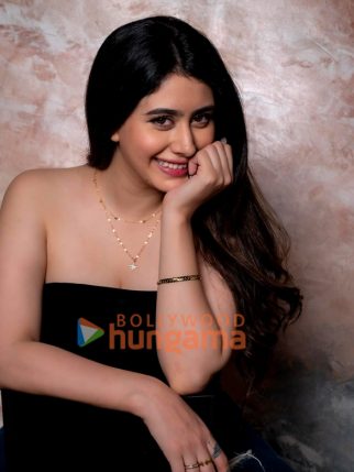 Hira Warina
