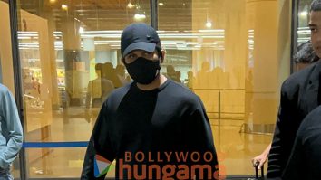 Photos: Allu Arjun and Giorgia Andriani snapped at the airport