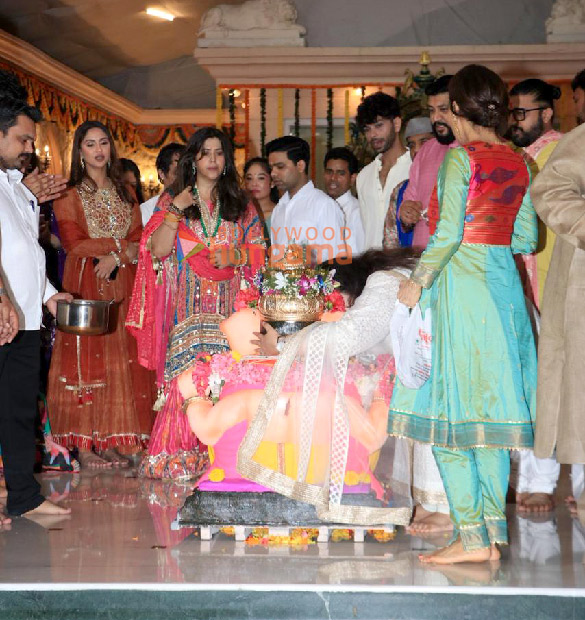 photos celebs grace ektaa r kapoors ganesh chaturthi celebrations 1 6