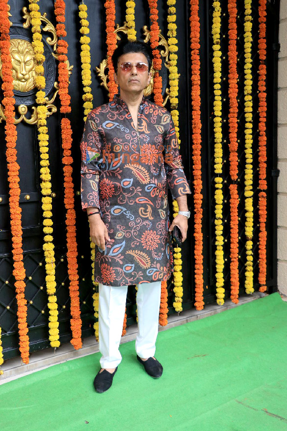 photos celebs grace ektaa r kapoors ganesh chaturthi celebrations 5 2