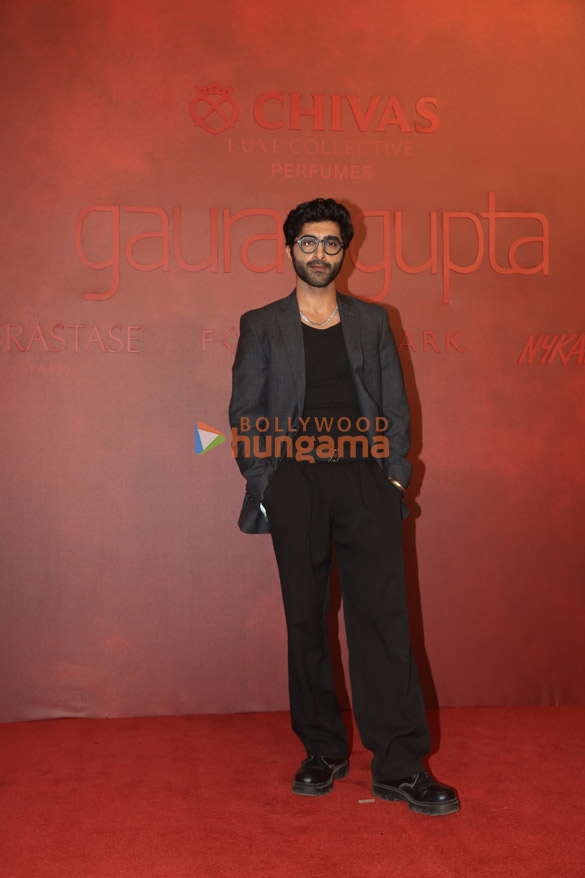 photos disha patani malaika arora khushi kapoor vijay verma kiran rao and others graced the red carpet for the first bridal col 33