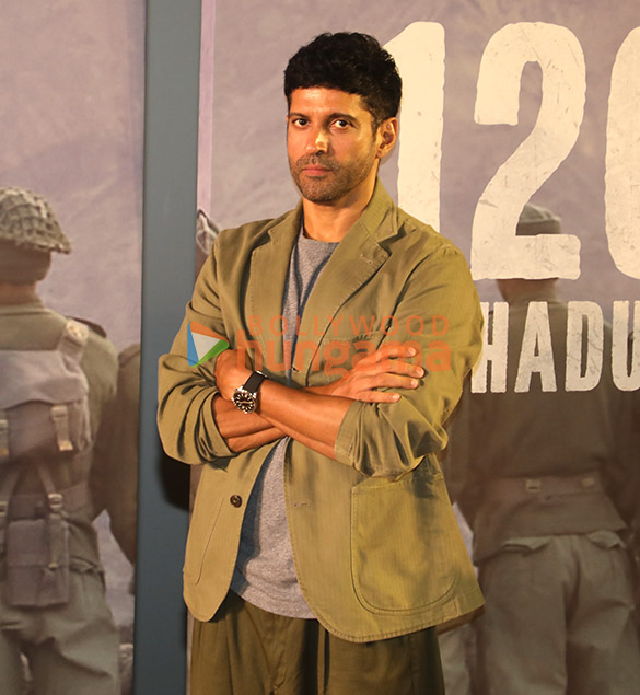 photos farhan akhtar ritesh sidhwani raashii khanna razneesh razy ghai and sparsh walia at the teaser launch of 120 bahadur 10