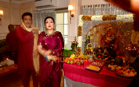 photos govinda sunita ahuja and yashvardhan ahuja welcome ganpati at their residence 4