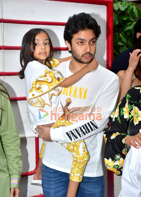 photos malaika arora seema sajdeh alizeh agnihotri and others snapped at scarlett house in juhu 2