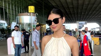 Photos: Mouni Roy, Chitrangda Singh and Karisma Kapoor snapped at the airport