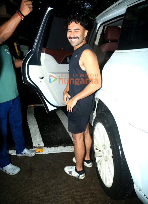photos orhan awatramani snapped outside a gym in bandra 4