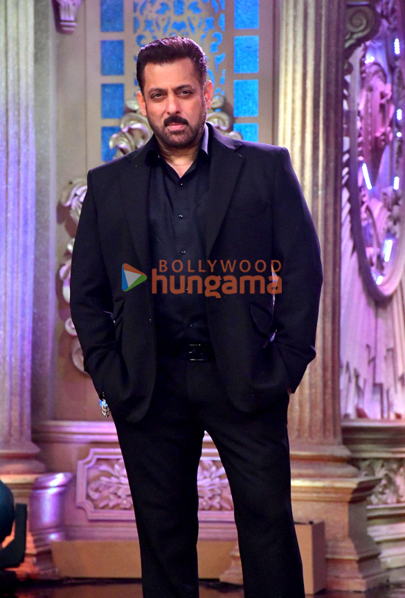 photos salman khan snapped on the sets of bigg boss 19 2