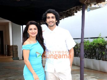Photos: Shantanu Maheshwari and Avneet Kaur snapped promoting their film Love in Vietnam at Sun n Sand hotel in Juhu Photos: Shantanu Maheshwari and Avneet Kaur snapped promoting their film Love in Vietnam at Sun n Sand hotel in Juhu