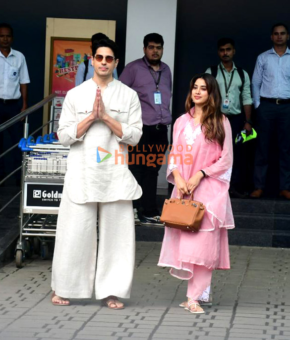 photos sidharth malhotra janhvi kapoor snapped at kalina airport as they head to tirupathi to seek blessings ahead of param sundari 3