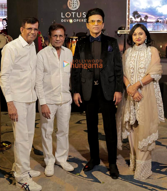 photos tiger shroff sara ali khan rakesh roshan jeetendra and others at anand pandits bash for the success of lotus developers reality limited 6
