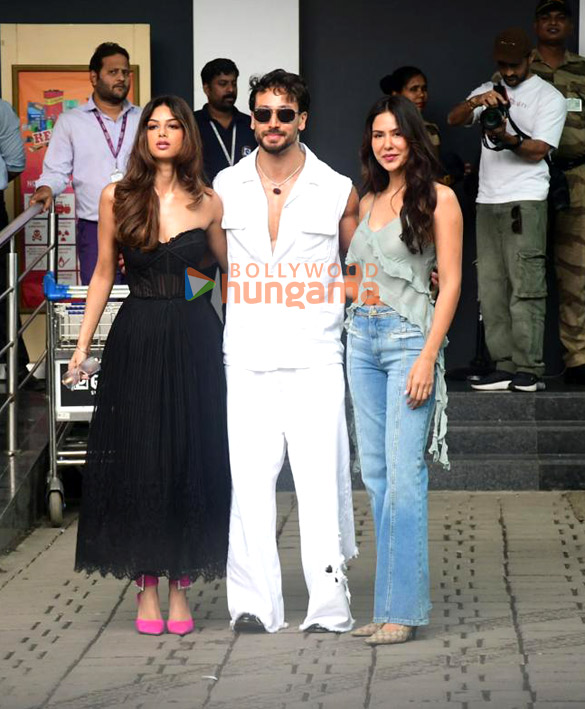 photos tiger shroff sonam bajwa and harnaaz sandhu snapped at kalina airport 2