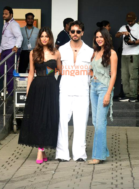 photos tiger shroff sonam bajwa and harnaaz sandhu snapped at kalina airport 6