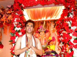Photos: Tusshar Kapoor welcomes Ganpati Bappa at his home